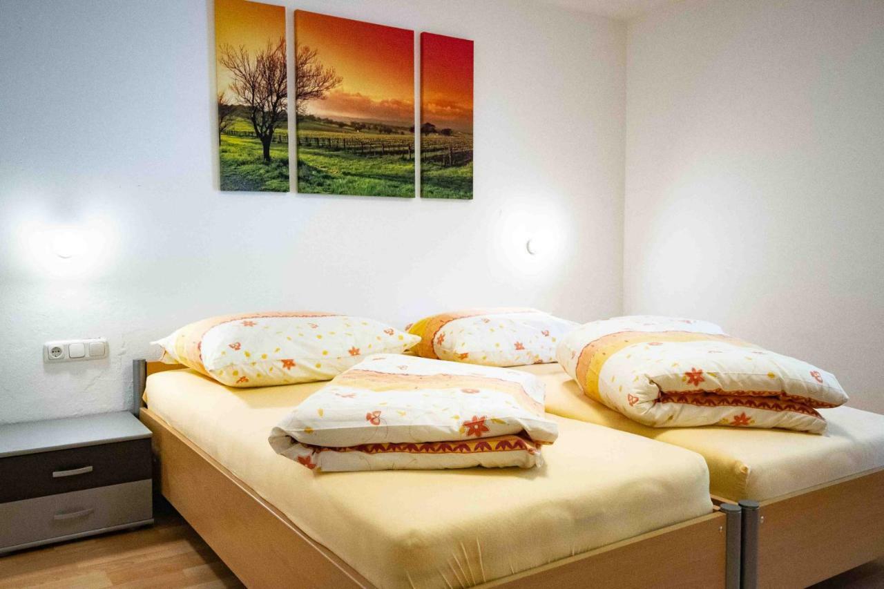Apartment Eller 79